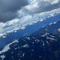 Flugwegposition um 12:26:17: Aufgenommen in der Nähe von Gemeinde Gitschtal, Gitschtal, Österreich in 2214 Meter